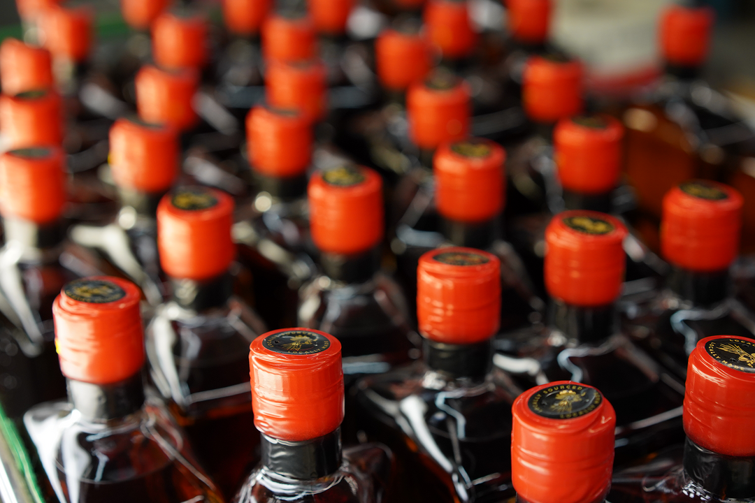 BARNBURNER: THE CANADIAN ALTERNATIVE TO AMERICAN BOURBON