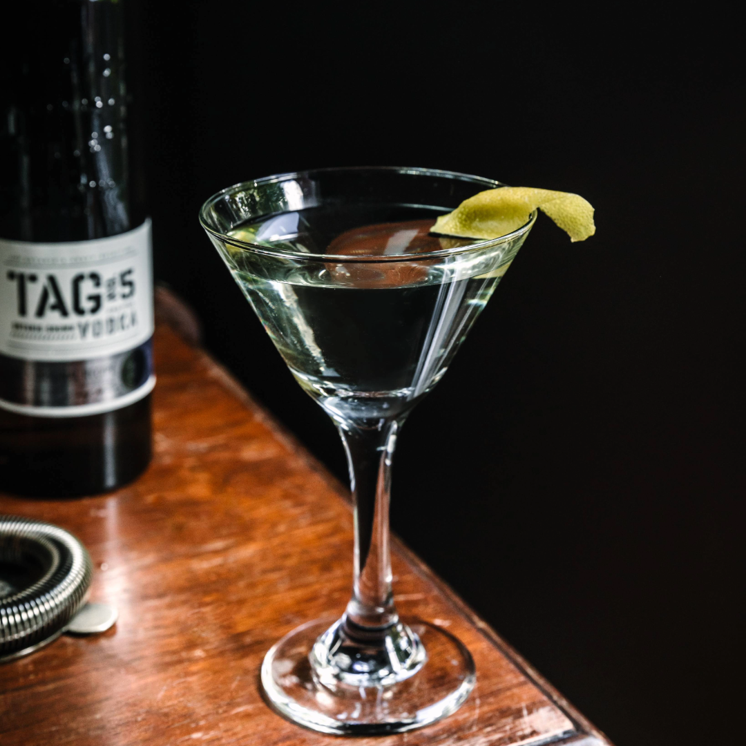 TAG VODKA MARTINI